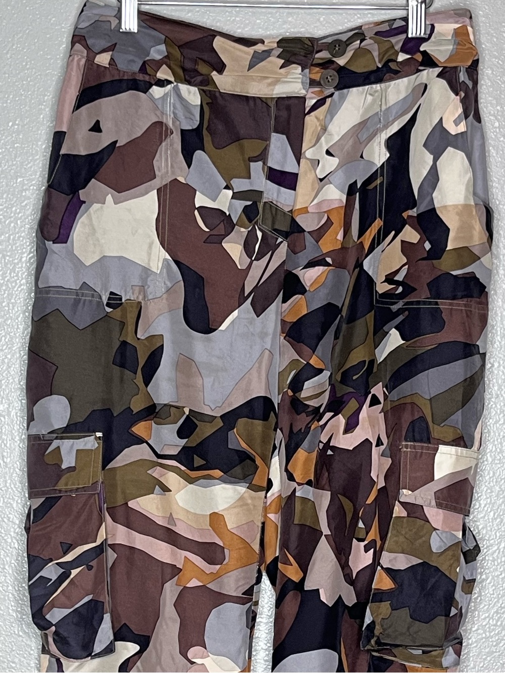 L.A.M.B 100% Silk Camo Y2K Multi-Colored Cargo Pants Sz 8 - Picture 4 of 16